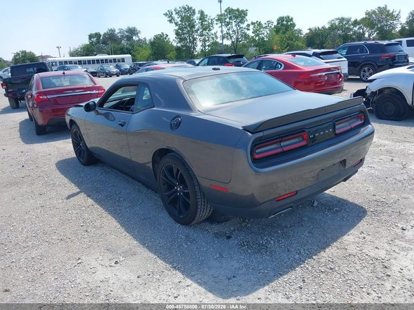 2018 DODGE CHALLENGER SXT