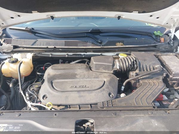 2020 CHRYSLER VOYAGER L — I10