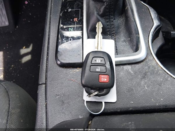 2018 TOYOTA HIGHLANDER LE