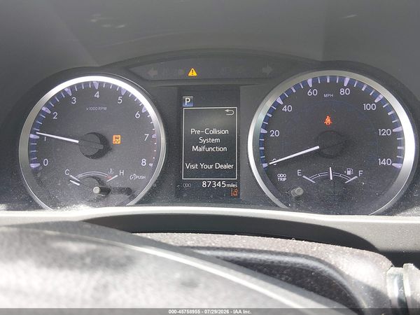 2018 TOYOTA HIGHLANDER LE