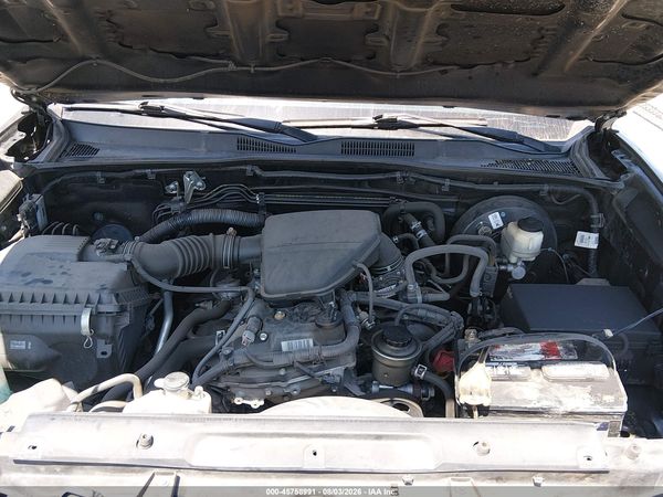 2018 TOYOTA TACOMA SR5