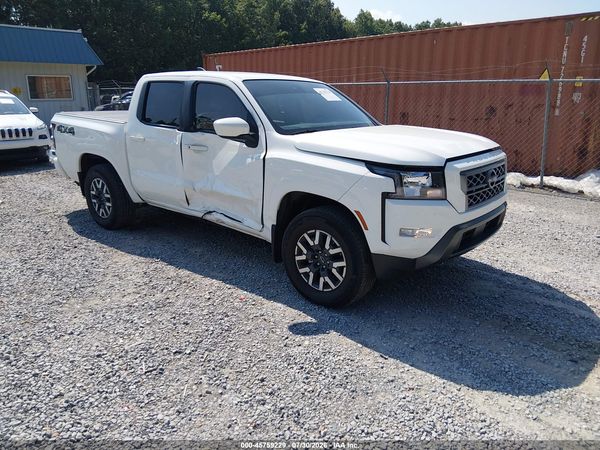 2022 NISSAN FRONTIER SV 4X4