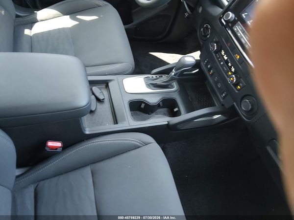 2022 NISSAN FRONTIER SV 4X4