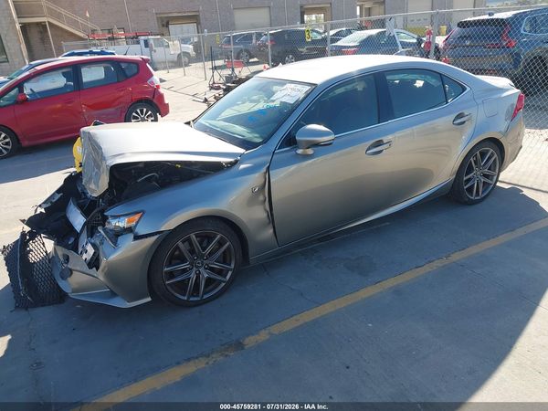 2016 LEXUS IS 200T