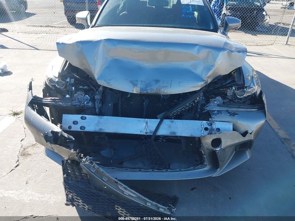 2016 LEXUS IS 200T