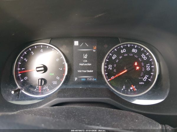 2022 TOYOTA RAV4 XLE