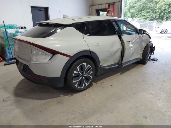2024 KIA EV6 LIGHT LONG RANGE