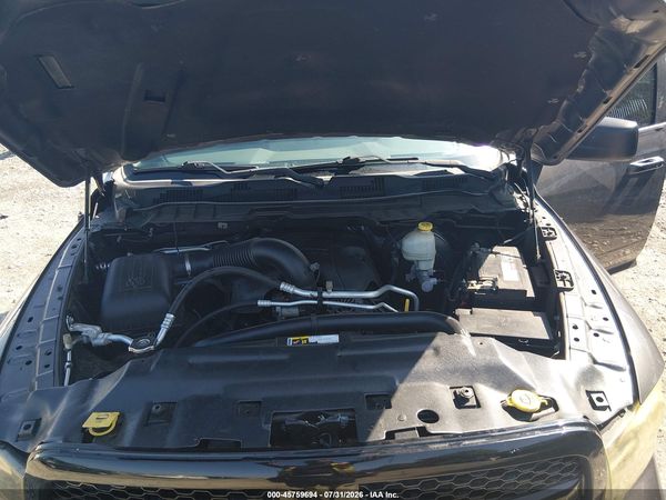 2016 RAM 1500 SLT