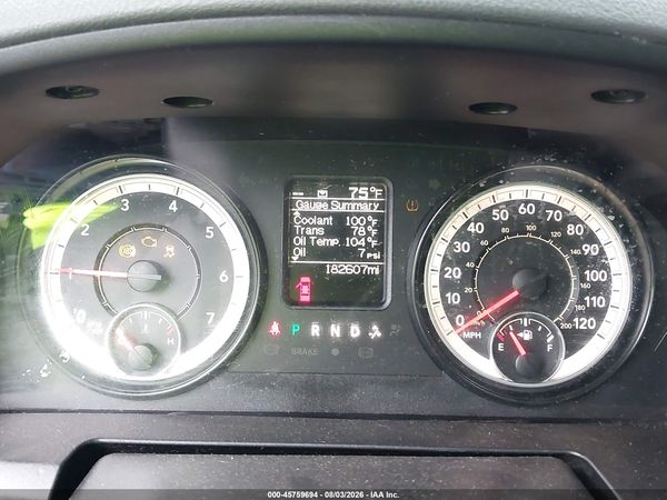 2016 RAM 1500 SLT