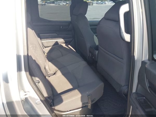 2024 TOYOTA TACOMA SR5 — I8