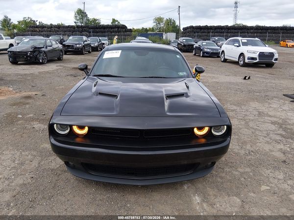 2017 DODGE CHALLENGER SXT PLUS