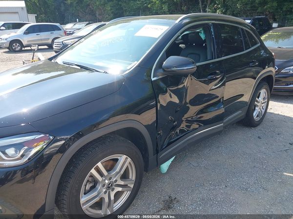 2023 MERCEDES-BENZ GLA 250 GLA250