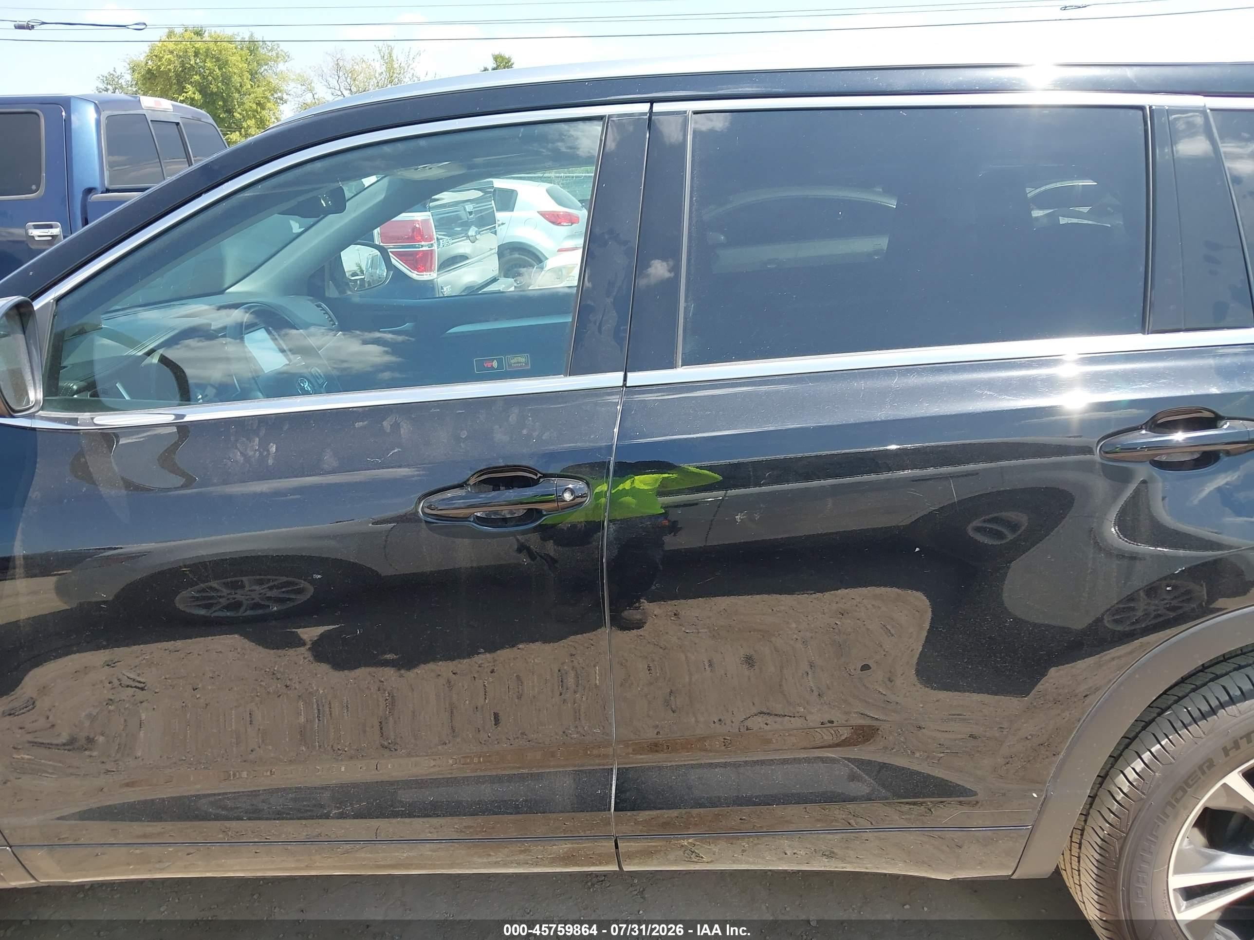 2016 TOYOTA HIGHLANDER XLE V6