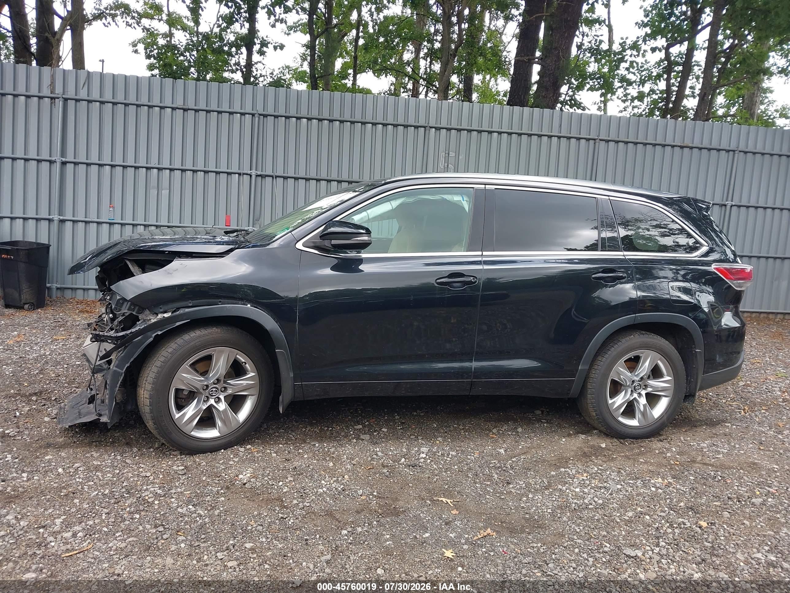 2016 TOYOTA HIGHLANDER LIMITED V6