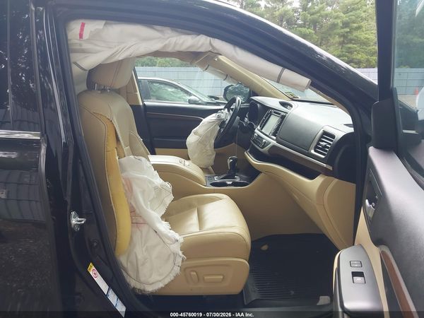 2016 TOYOTA HIGHLANDER LIMITED V6