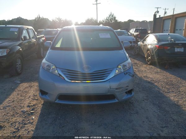 2016 TOYOTA SIENNA LE 8 PASSENGER