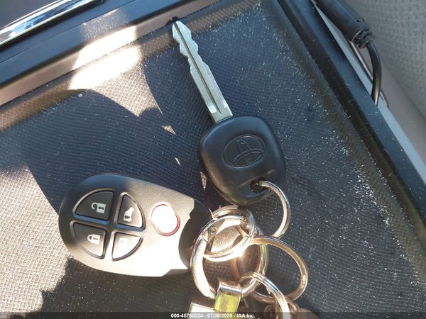 2016 TOYOTA SIENNA LE 8 PASSENGER