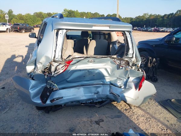 2016 TOYOTA SIENNA LE 8 PASSENGER