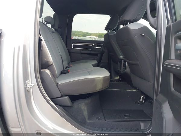 2024 RAM 2500 BIG HORN  4X4 6'4 BOX