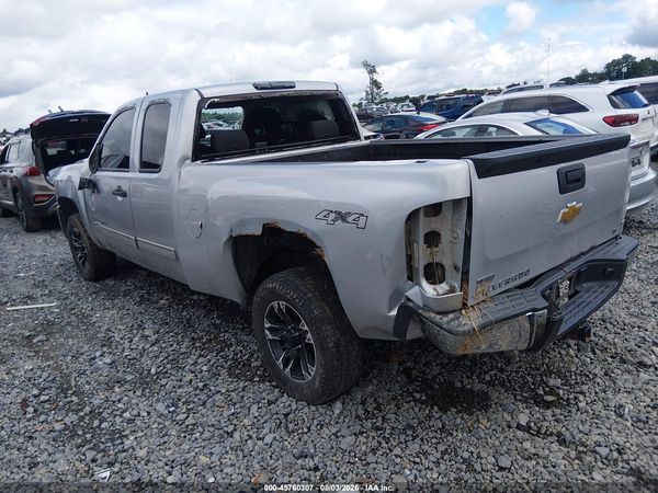 2012 CHEVROLET SILVERADO 1500 LT — I3