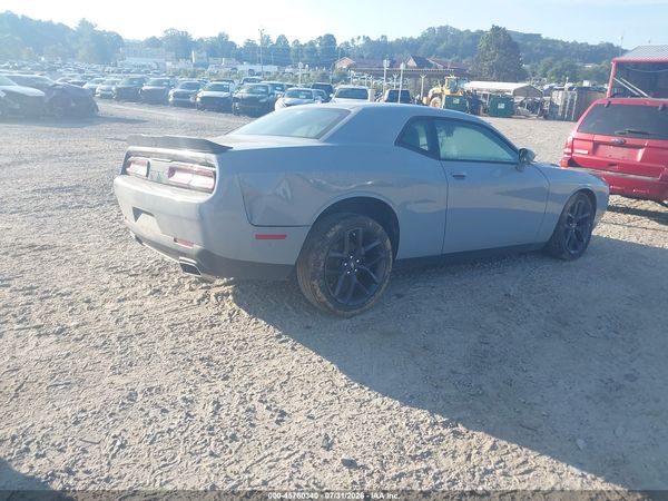 2021 DODGE CHALLENGER SXT