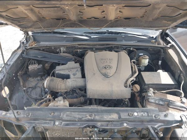2017 TOYOTA TACOMA SR5 V6