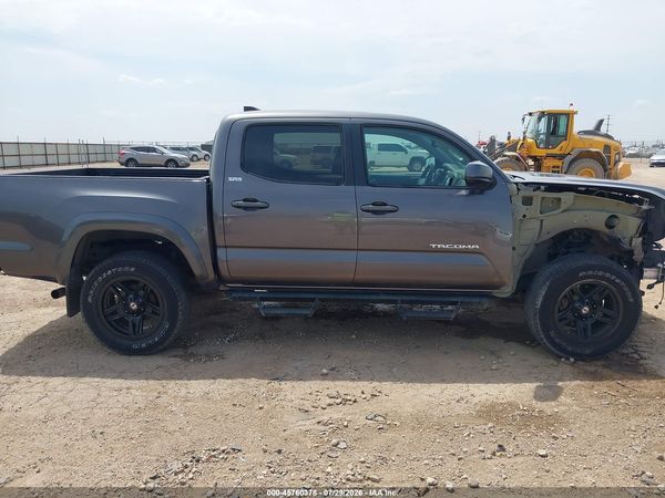 2017 TOYOTA TACOMA SR5 V6