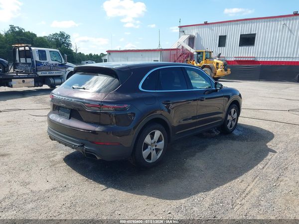 2019 PORSCHE CAYENNE