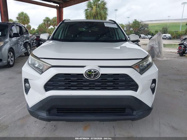 2019 TOYOTA RAV4 XLE