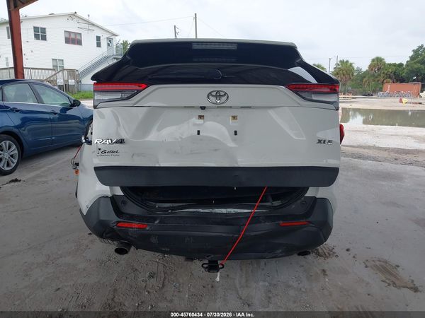 2019 TOYOTA RAV4 XLE