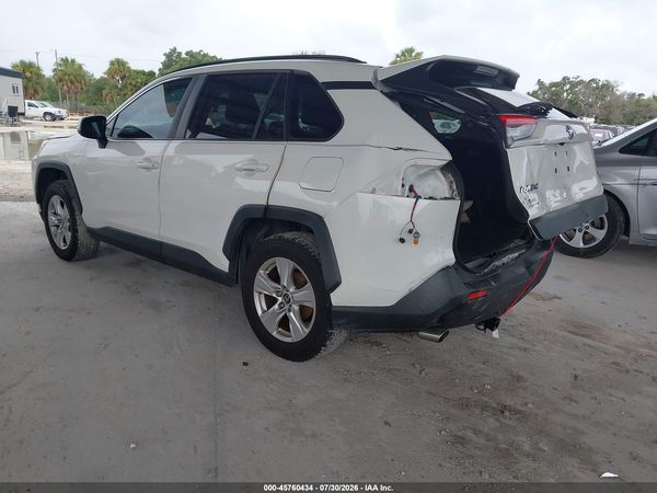 2019 TOYOTA RAV4 XLE
