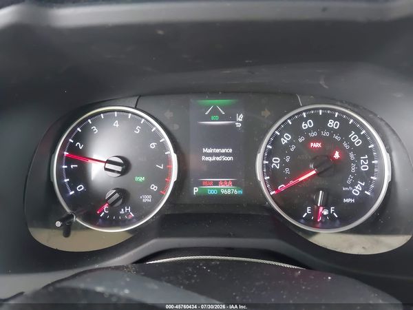 2019 TOYOTA RAV4 XLE