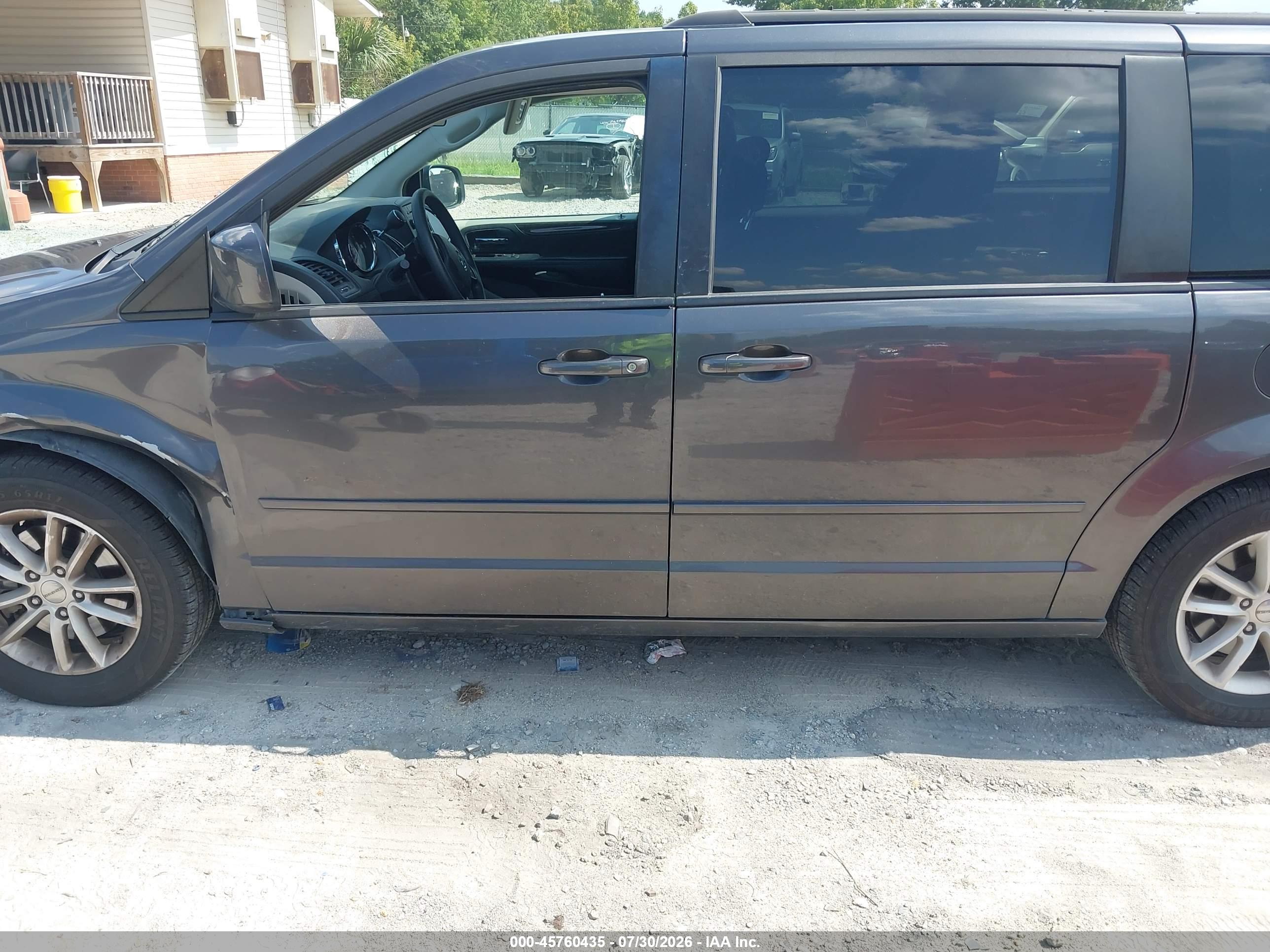 2016 DODGE GRAND CARAVAN SXT