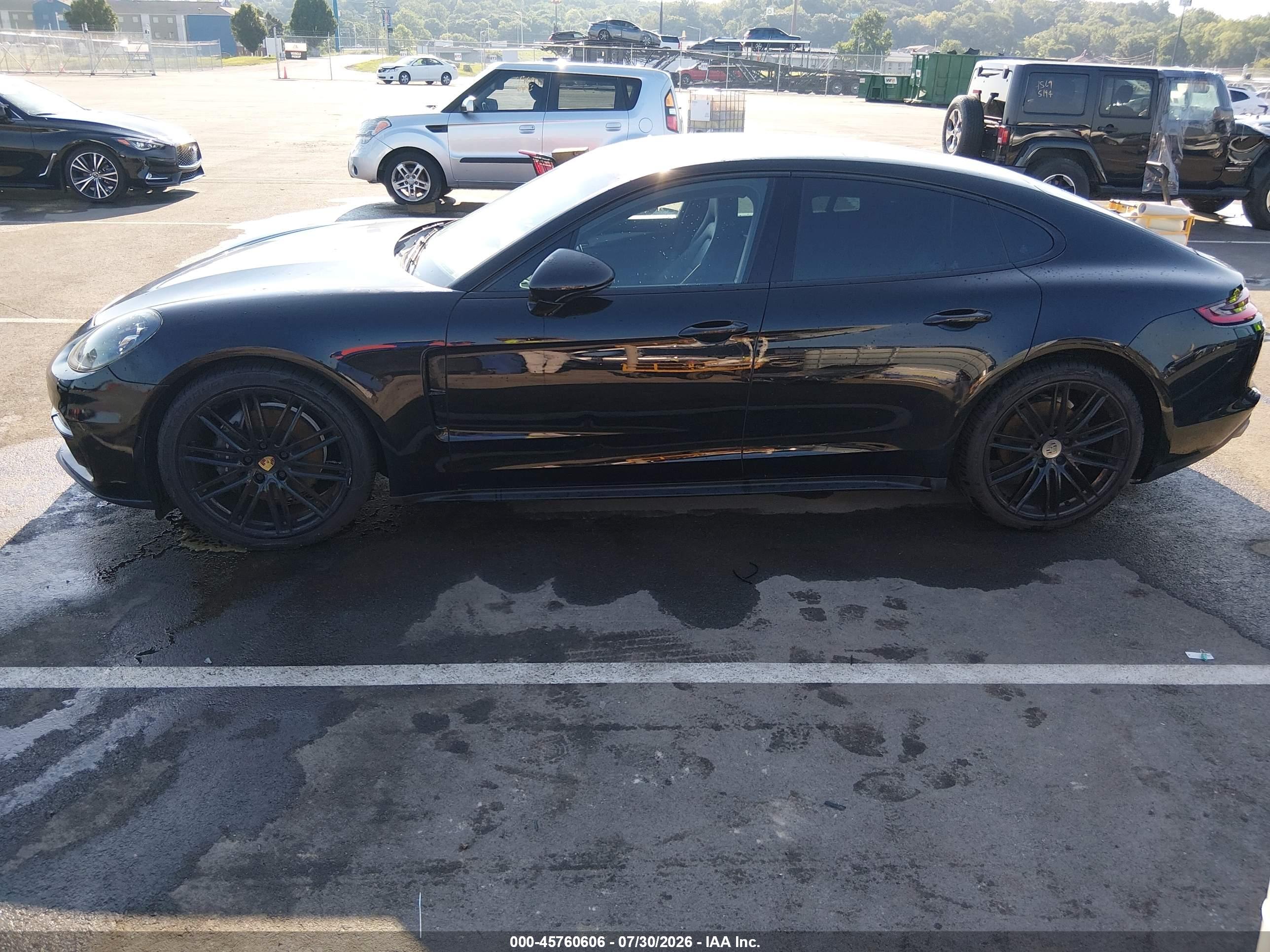 2019 PORSCHE PANAMERA 4