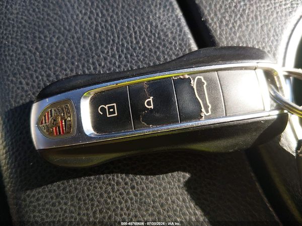 2019 PORSCHE PANAMERA 4