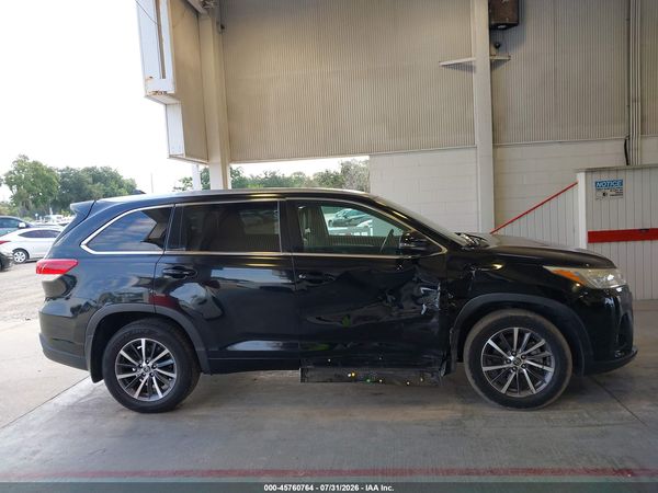 2018 TOYOTA HIGHLANDER XLE