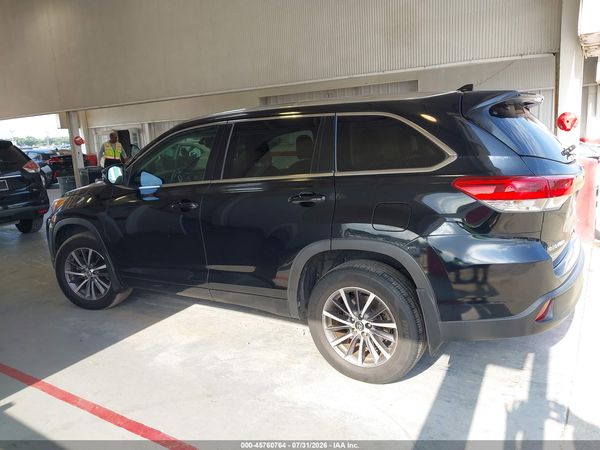 2018 TOYOTA HIGHLANDER XLE
