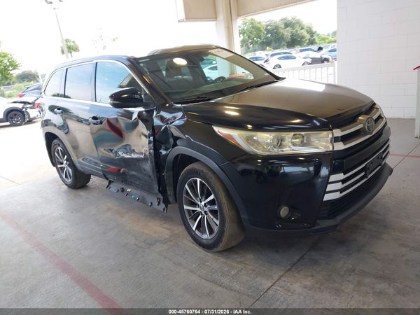 2018 TOYOTA HIGHLANDER XLE