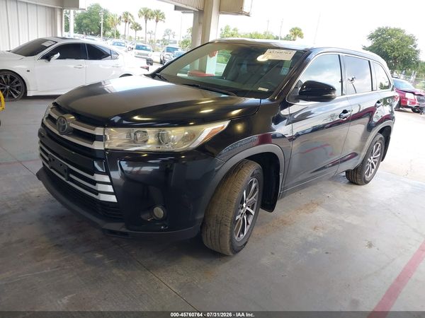 2018 TOYOTA HIGHLANDER XLE