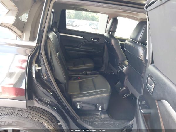 2018 TOYOTA HIGHLANDER XLE