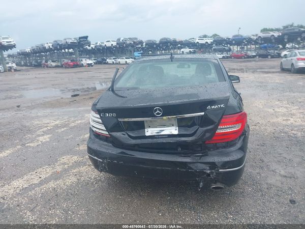 2014 MERCEDES-BENZ C 300 LUXURY 4MATIC