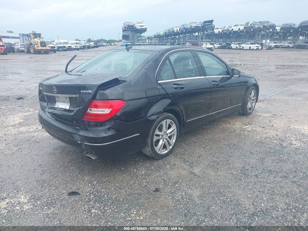 2014 MERCEDES-BENZ C 300 LUXURY 4MATIC