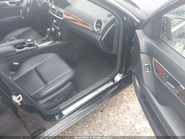 2014 MERCEDES-BENZ C 300 LUXURY 4MATIC