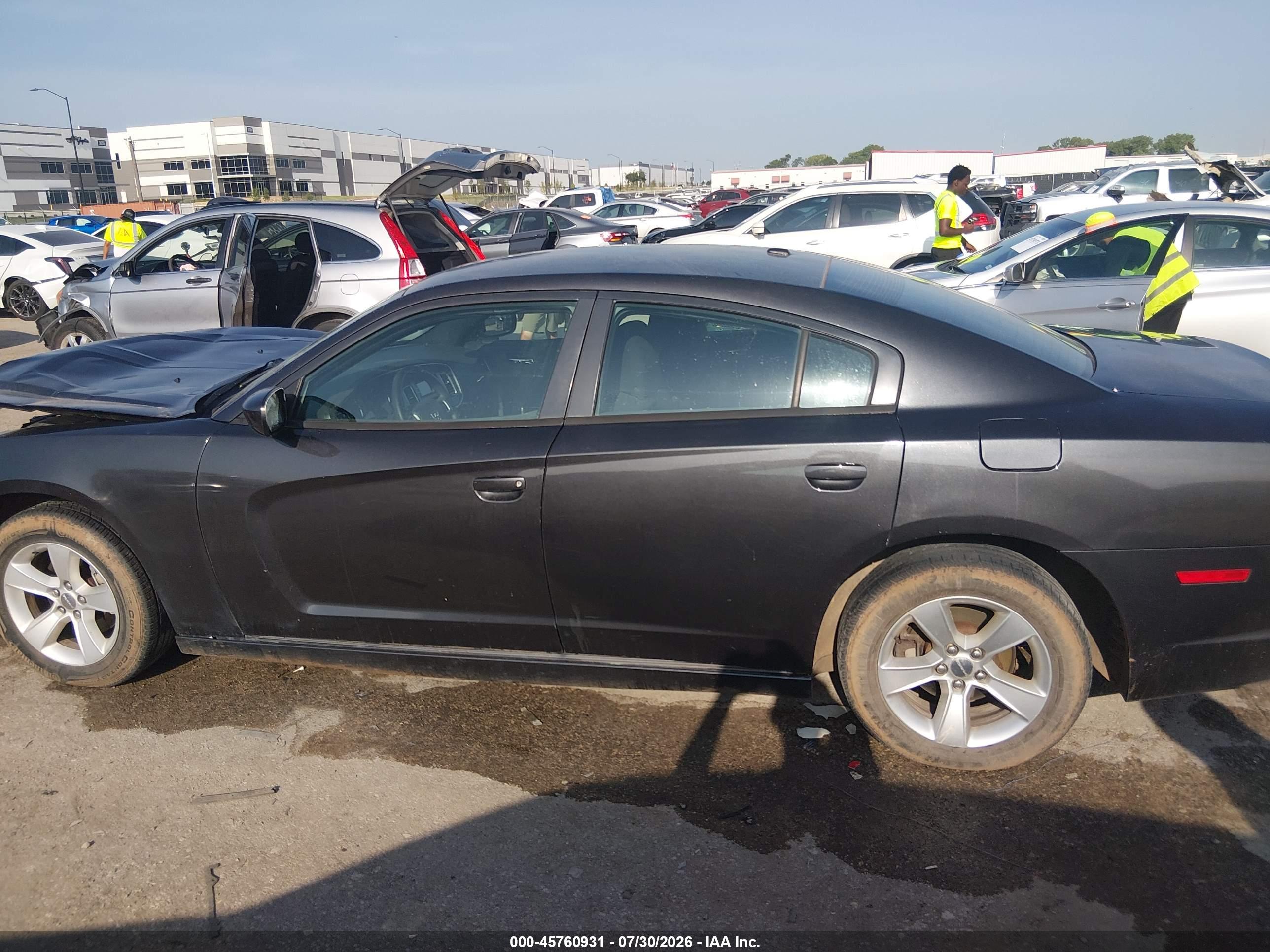 2014 DODGE CHARGER SE