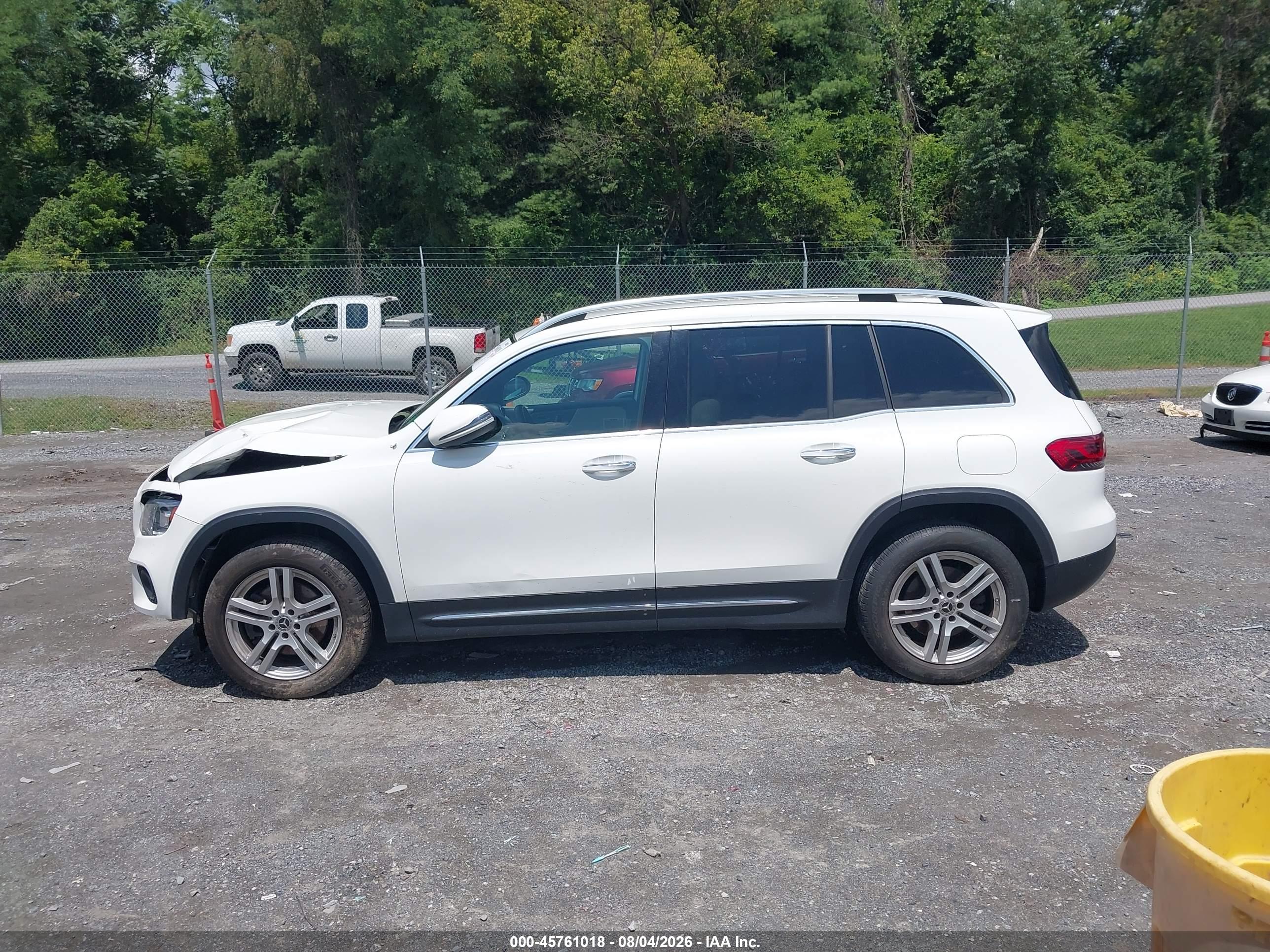 2023 MERCEDES-BENZ GLB 250 4MATIC