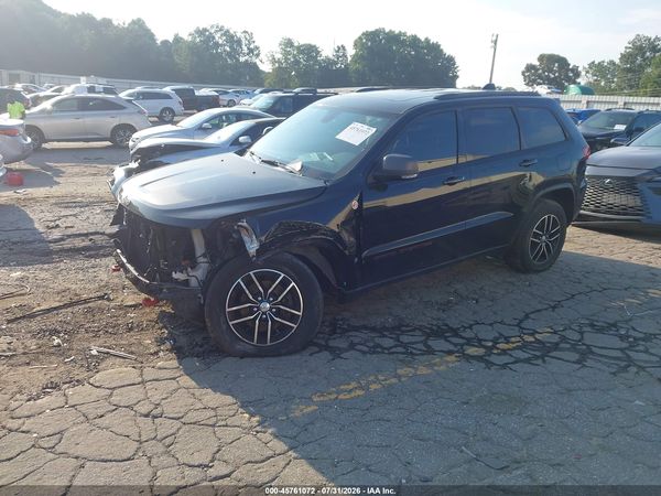 2017 JEEP GRAND CHEROKEE TRAILHAWK