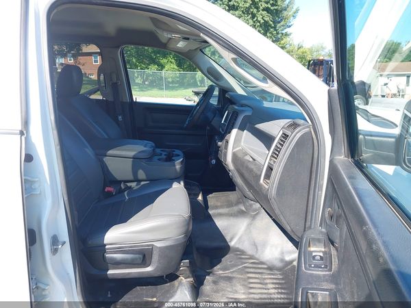 2020 RAM 1500 CLASSIC TRADESMAN  4X4 6'4 BOX