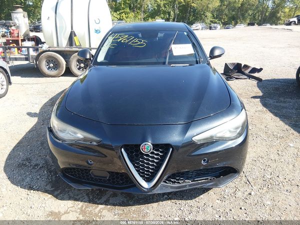 2019 ALFA ROMEO GIULIA RWD