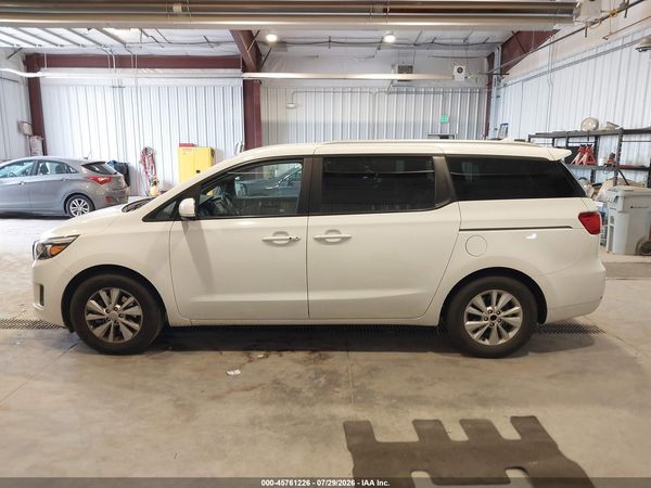 2017 KIA SEDONA LX