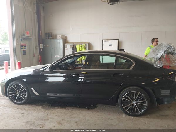 2023 BMW 530